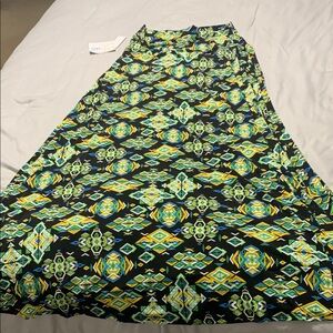NWT LuLaRoe A-Line Skirt with Black and Green Geometric Design